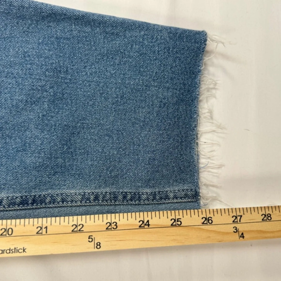 Hollister Curvy  Mom Jeans Womens Size 7/28 Light Medium Blue High Rise - Picture 5 of 9